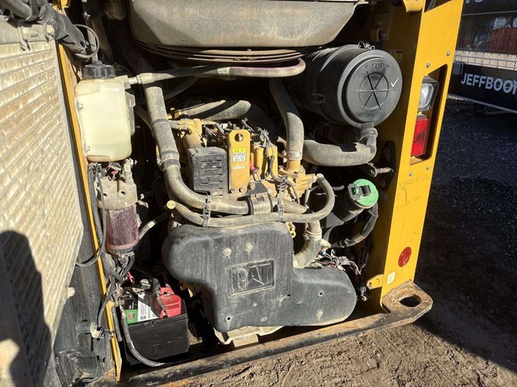 caterpillar-259d-image-21