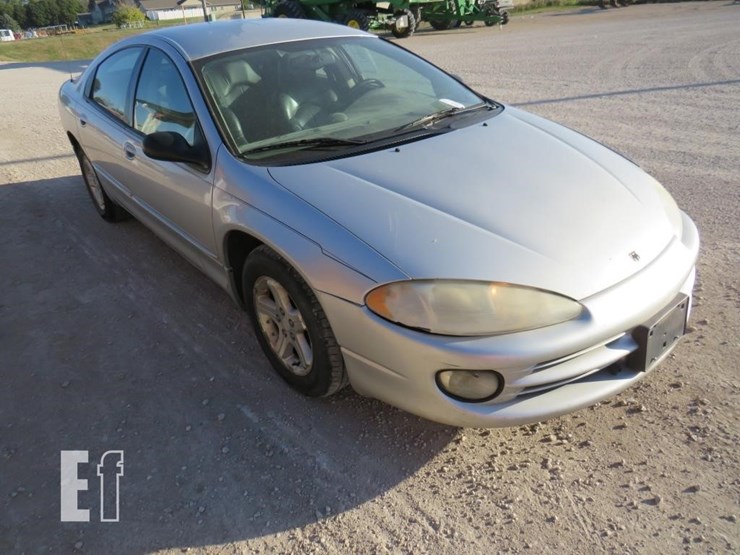 2002-dodge-intrepid-image-3