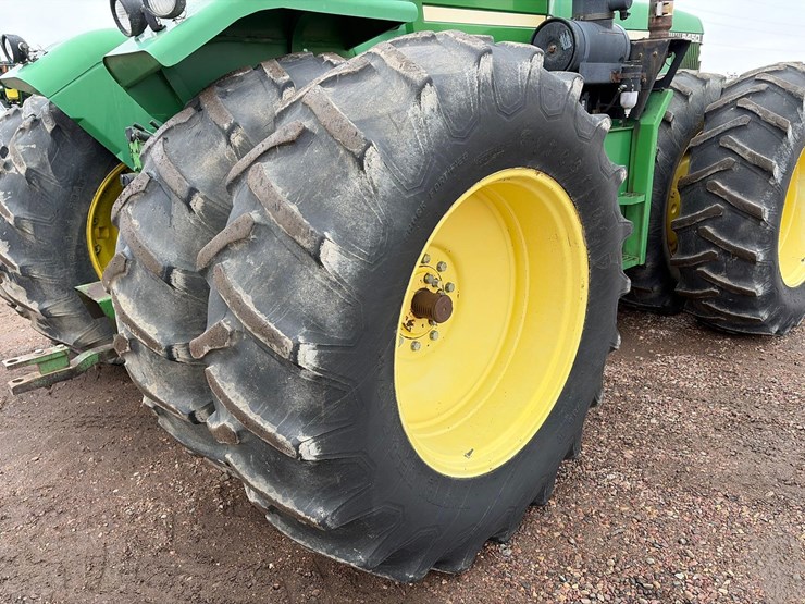 john-deere-8450-image-45
