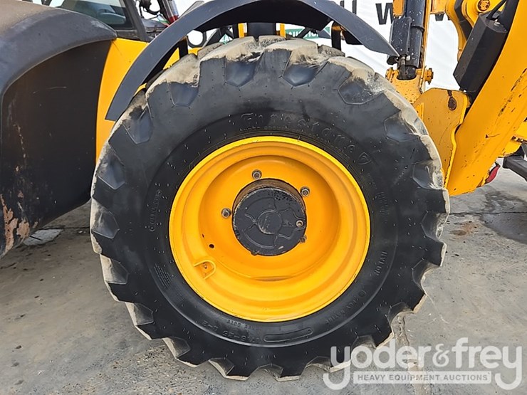 2017-jcb-512-56-image-36