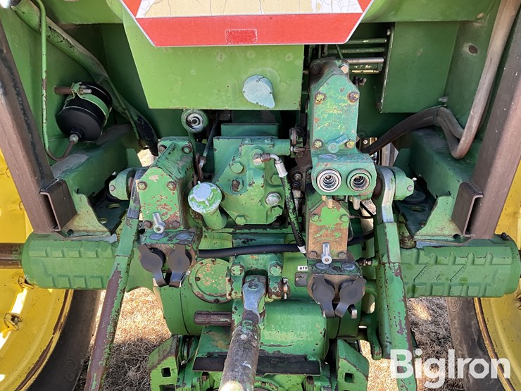 1979-john-deere-4240-image-11
