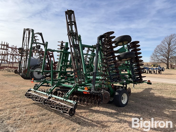 great-plains-2400tm-image-5