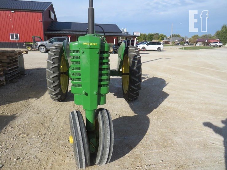 1952-john-deere-b-image-3