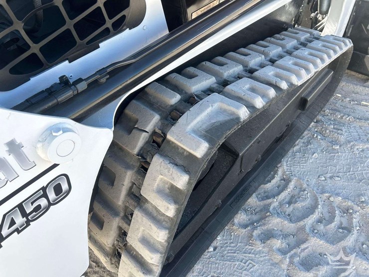 2017-bobcat-t450-image-21