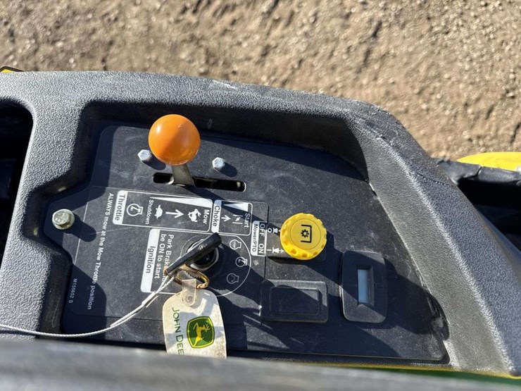 john-deere-z445-image-13