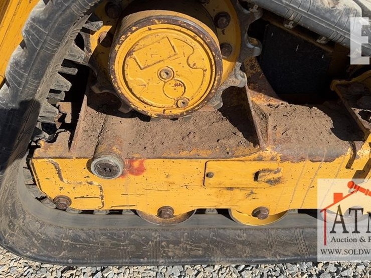 caterpillar-249d-image-17