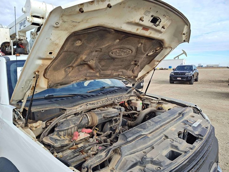 2017-ford-f550-image-10