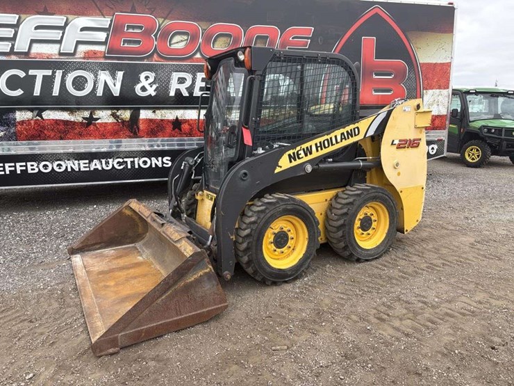 new-holland-l216-image-1