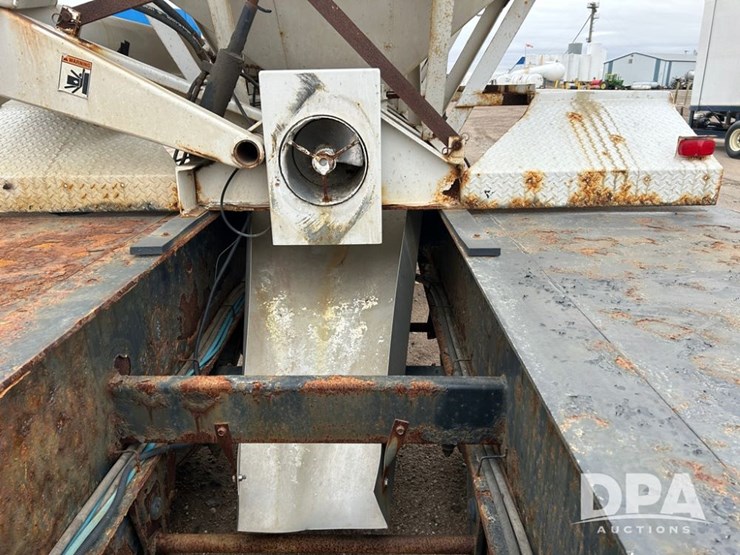 2014-neville-tender-trailer-image-28