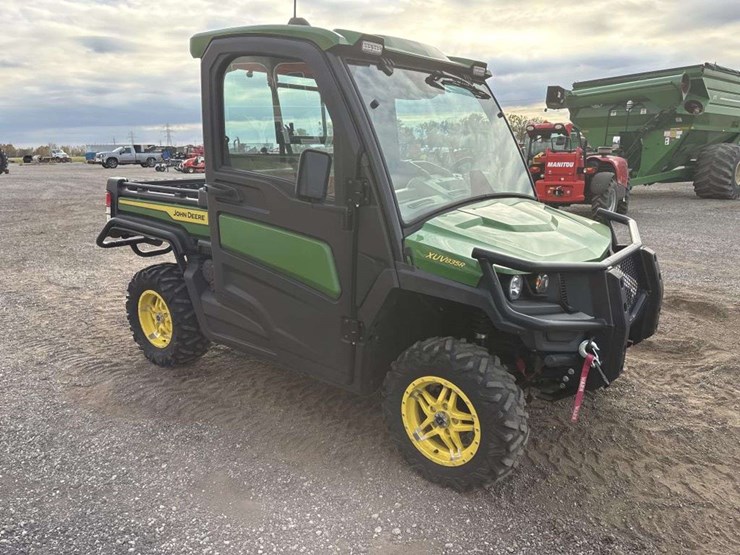 john-deere-gator-image-7
