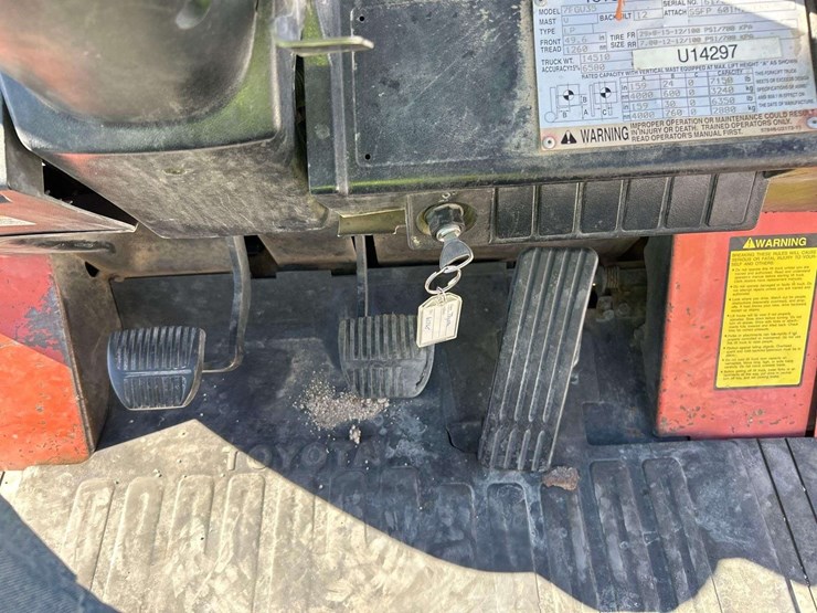 toyota-7fgu35-8,000lbs-forklift-image-22