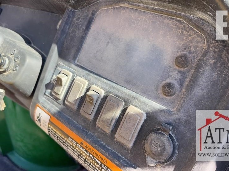 john-deere-gator-xuv-825i-image-19