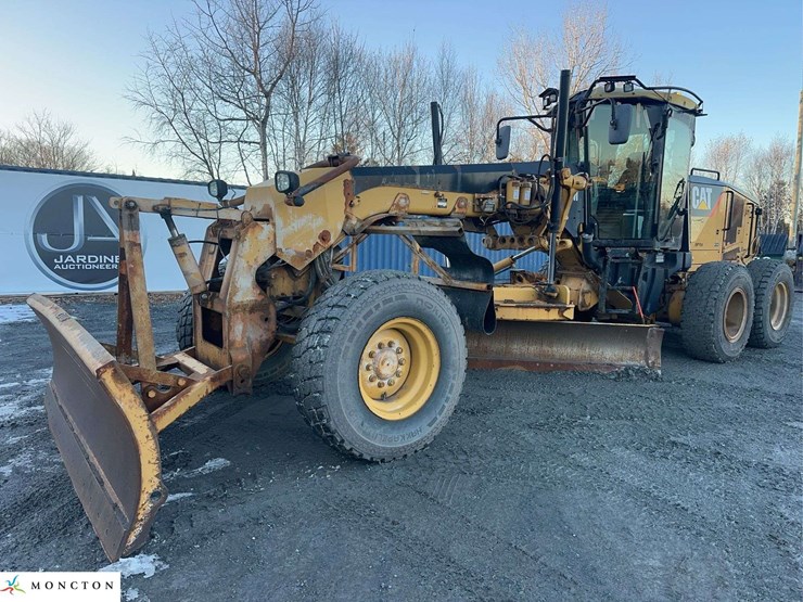 2011-caterpillar-140m-image-1