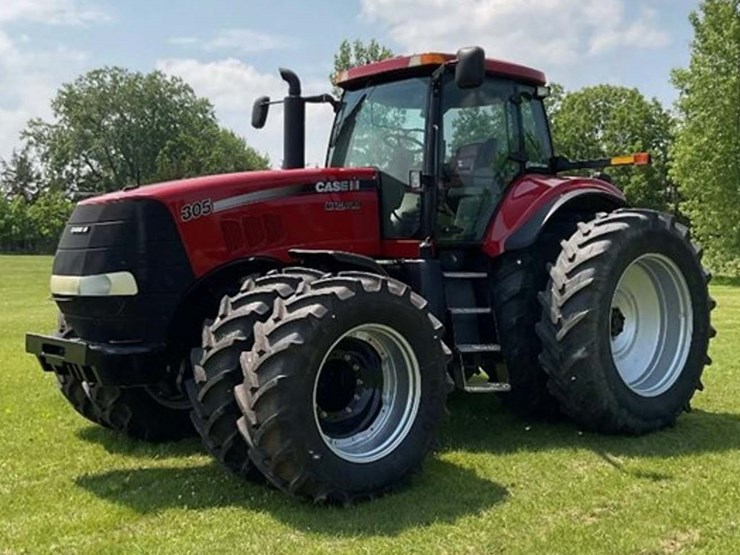 2010-case-ih-magnum-305-image-1