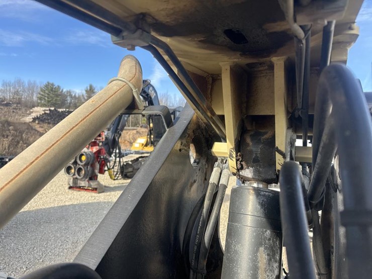 2015-jlg-g6-42a-image-26