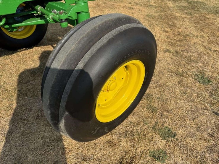 john-deere-2640-image-21