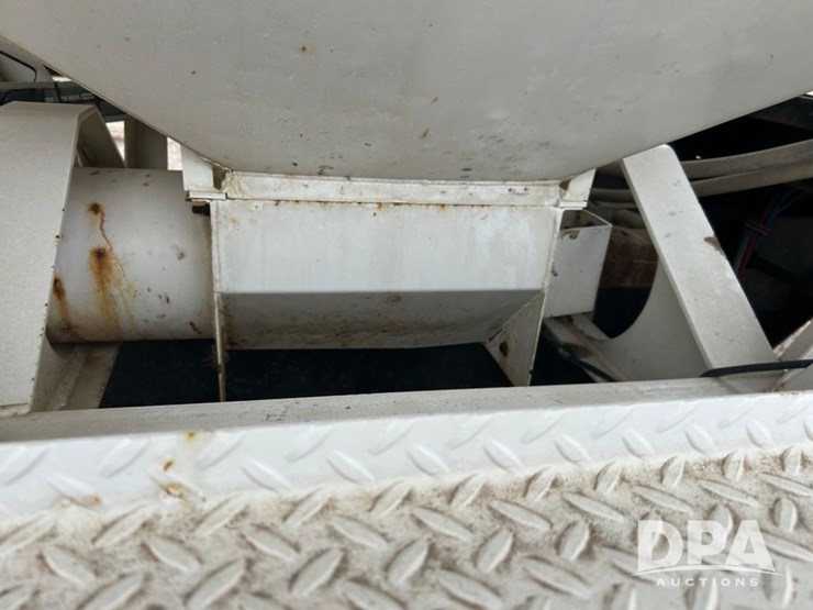 2013-neville-tender-trailer-image-35