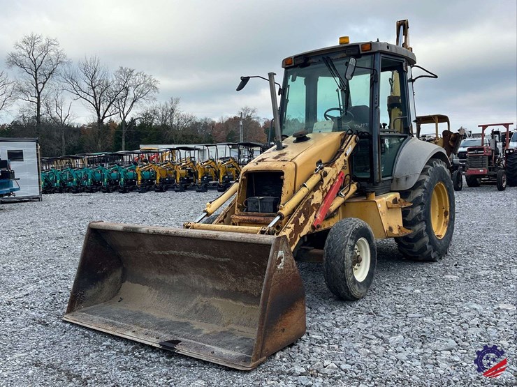 new-holland-575e-image-12