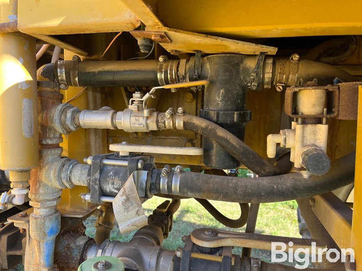 ag-chem-rogator-664-image-13