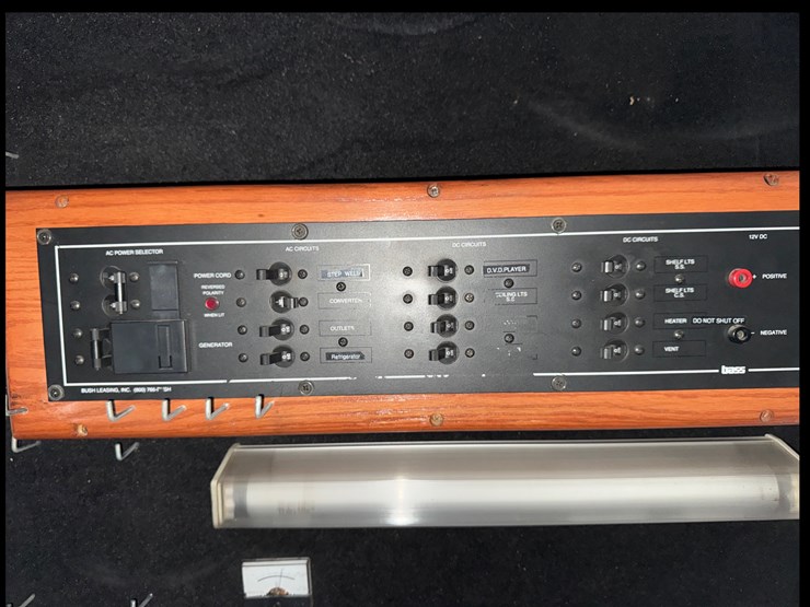 #140-•-2008-hino-snap-on-box-truck-image-9