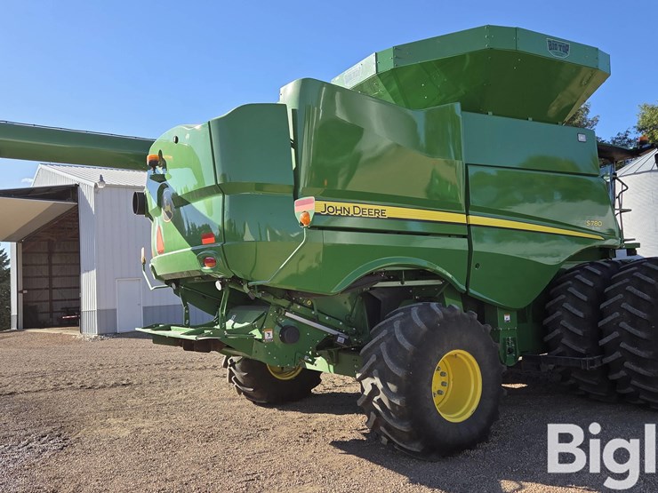 2018-john-deere-s780-image-5