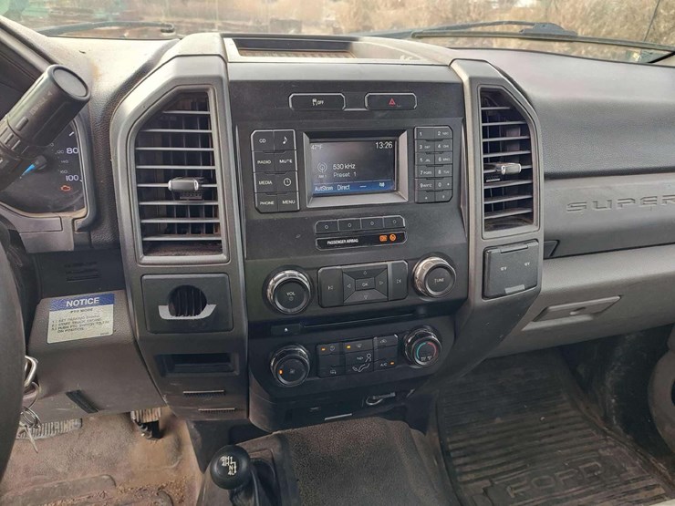 2018-ford-f550-image-24