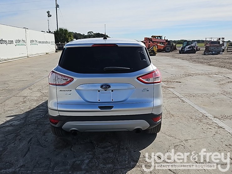 2016-ford-escape-image-13