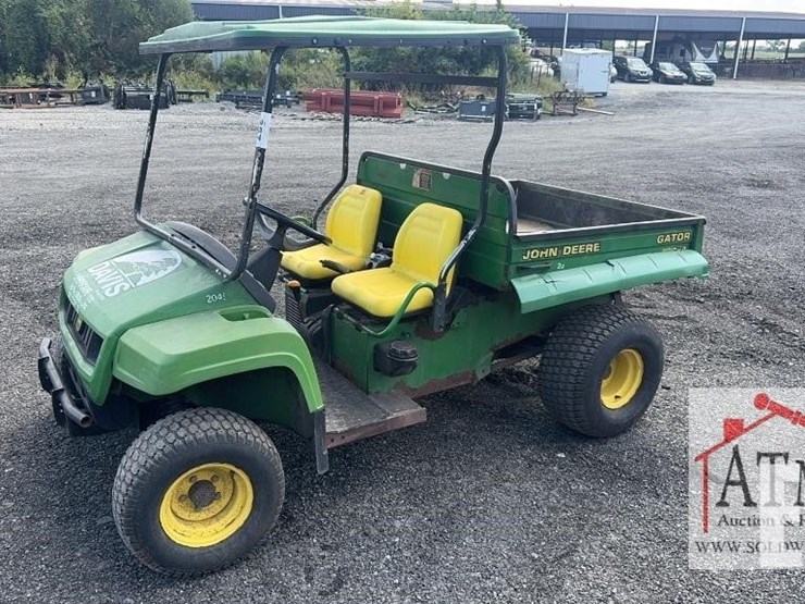 john-deere-gator-image-6