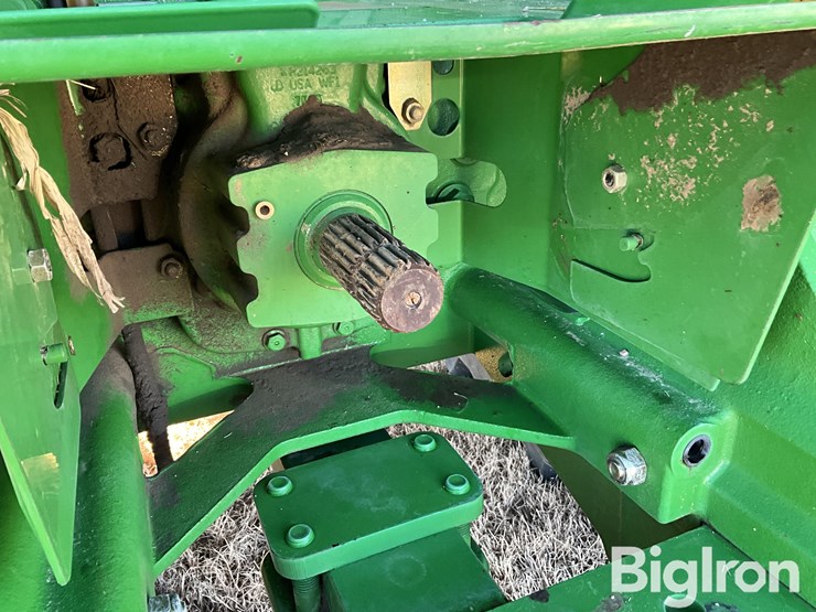 2008-john-deere-8330-image-10