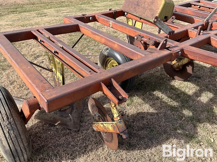 bush-hog-bh-18-plow-sweep-image-14