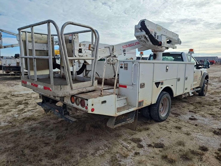 2019-ford-f550-image-48