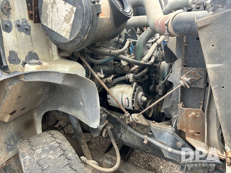 1992-ihc-8100-truck-(cp1306,-unit-431)-image-16