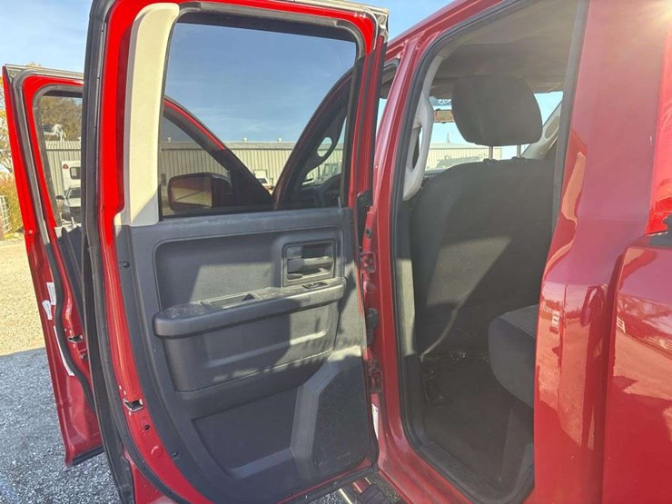 2010-dodge-ram-1500-image-18