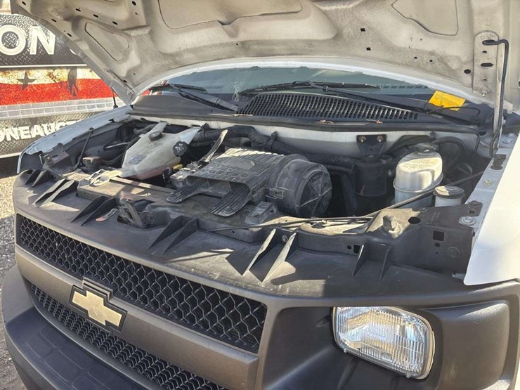 2013-chevrolet-2500-image-47