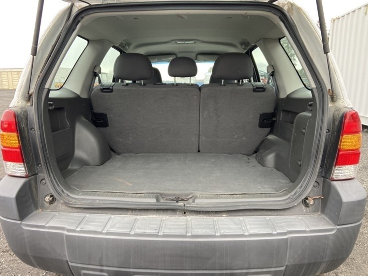 2007-ford-escape-image-24