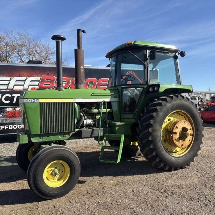 JOHN DEERE 4430