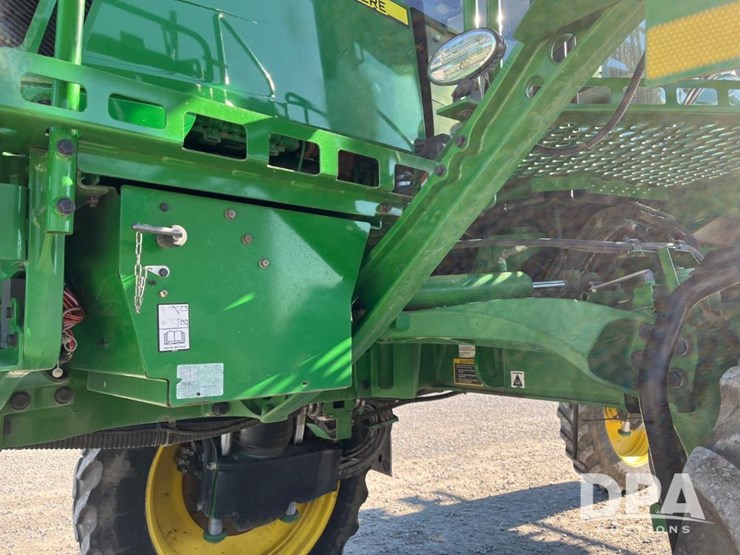 2019-john-deere-r4038-image-56