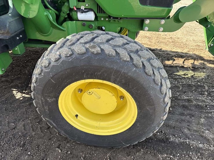 john-deere-5075e-image-19