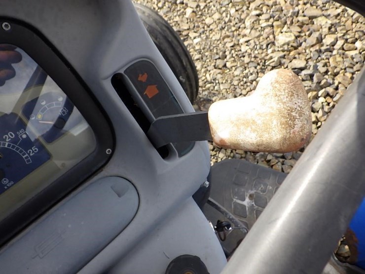 new-holland-tn60a-image-19