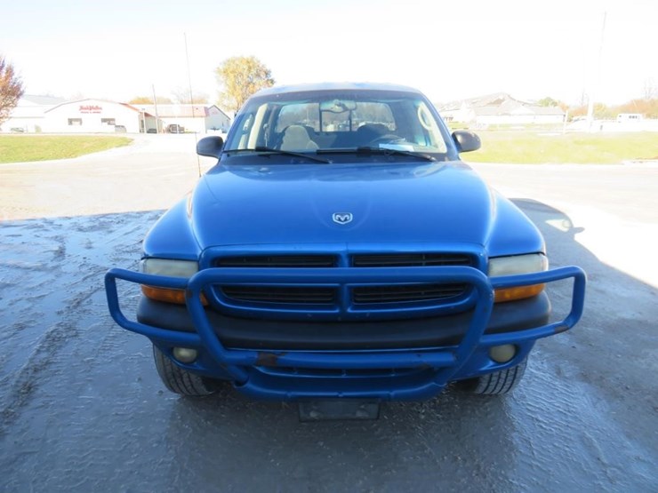 2001-dodge-dakota-sport-image-2
