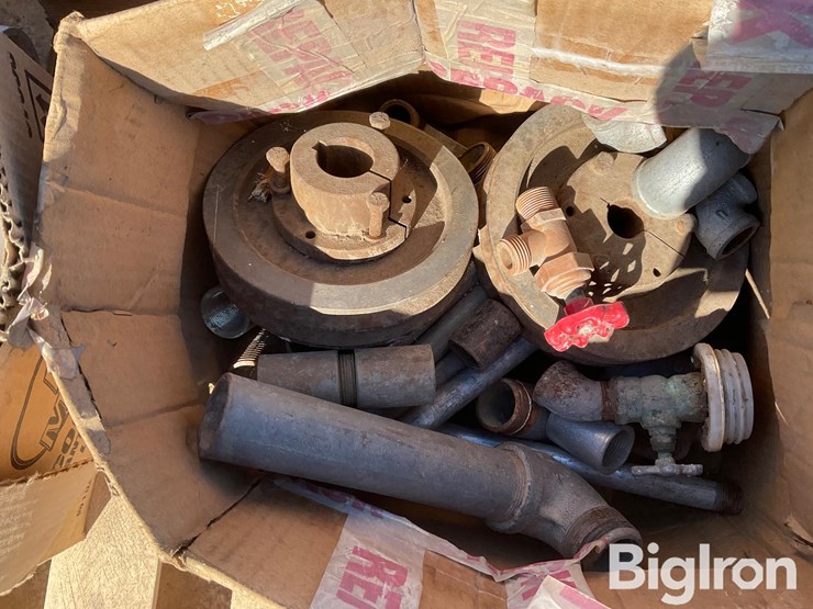 pallet-of-misc-plumbing-supplies-image-10