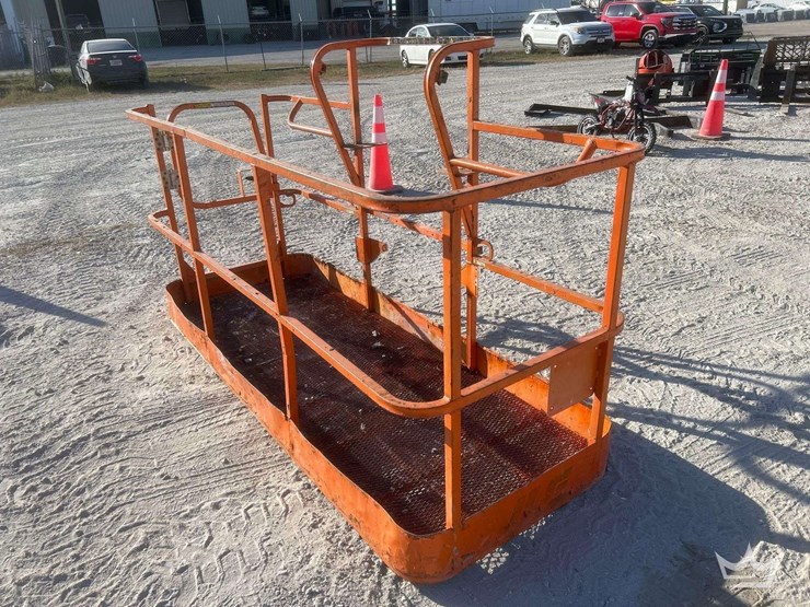 72in-forklift-safety-basket-image-4