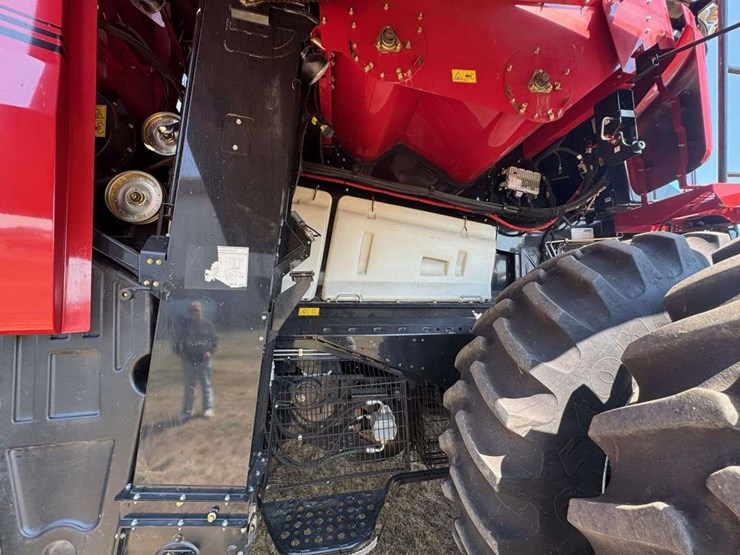 2019-case-ih-7250-image-16