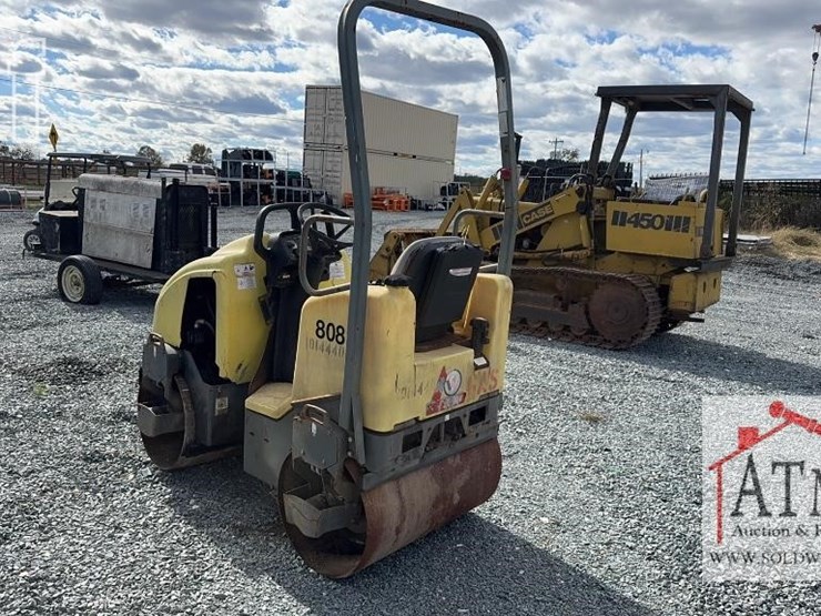 wacker-smooth-roller-201-image-4