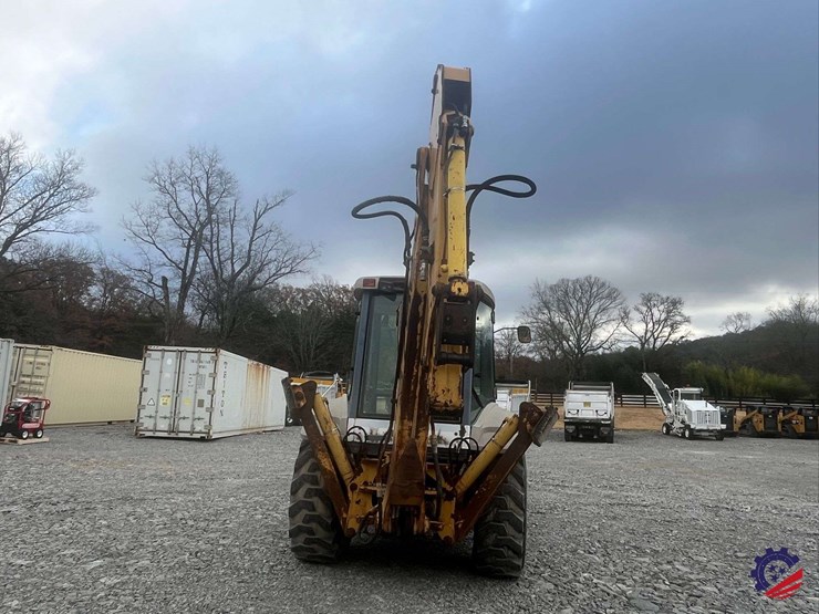 new-holland-575e-image-30