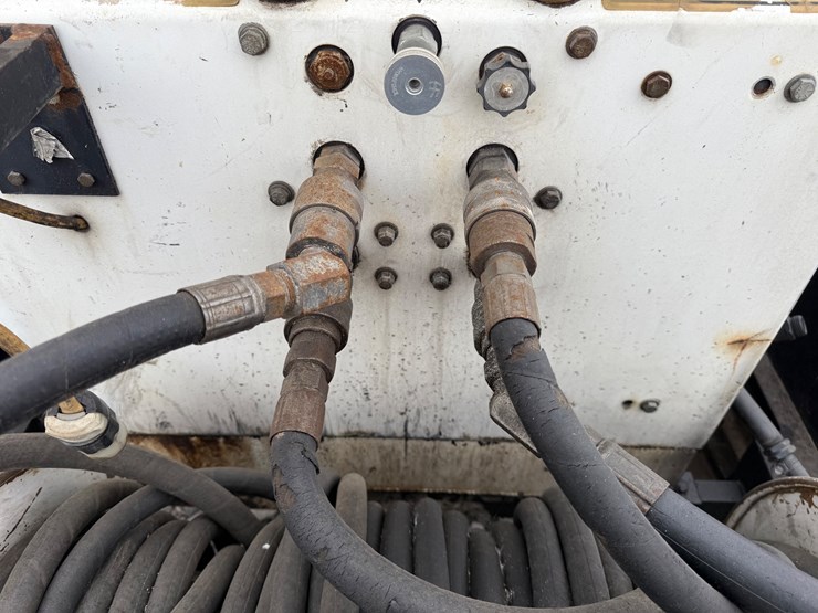 #8-•-cushion-cut-2525-3-cyl-power-unit-w/-trailer-inv#29196-image-17