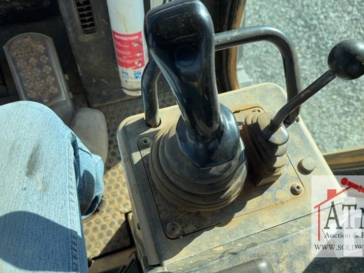 2000-caterpillar-953c-image-35