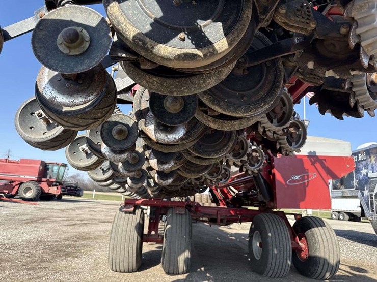 case-ih-1250-image-25