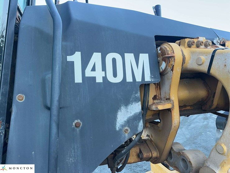 2011-caterpillar-140m-image-19