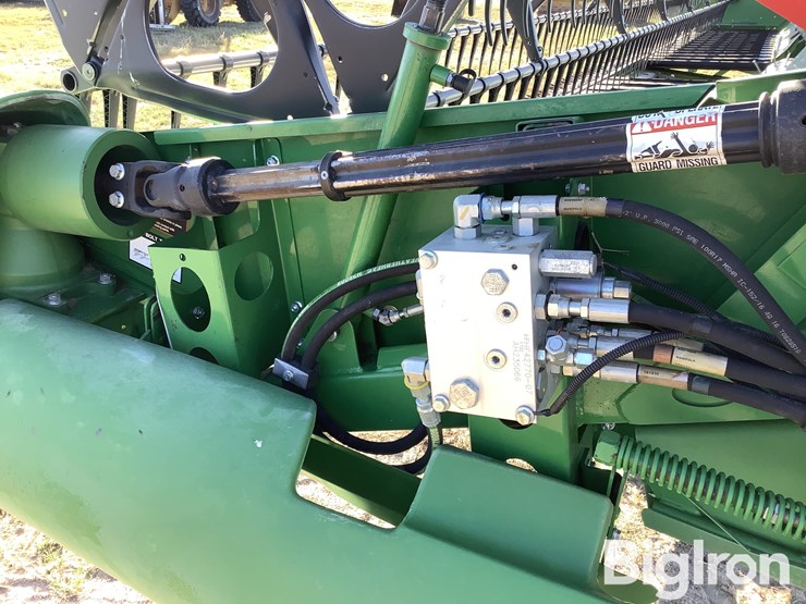 2017-john-deere-635d-image-13